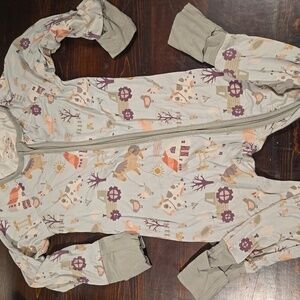 Caden Lane Bamboo Zipper Footie Sleeper Farm Print Barnyard Size 18-24